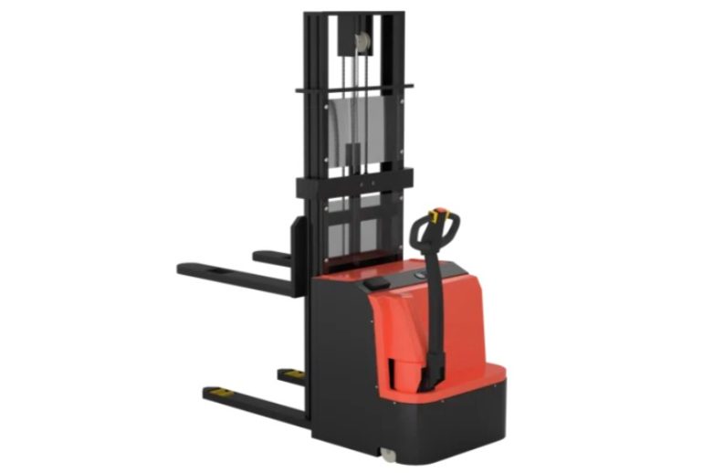 Электрические самоходные штабелеры и логистика 3PL: почему операторы аутсорс-складов массово переходят на эту технику